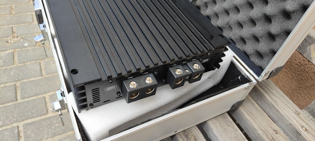 Wzmacniacz monoblok Ural audio ut 5000