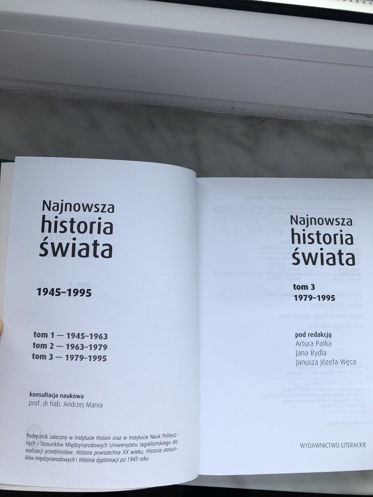 Książka Najnowsza historia świata A.Patek J.Rydel J.Węc