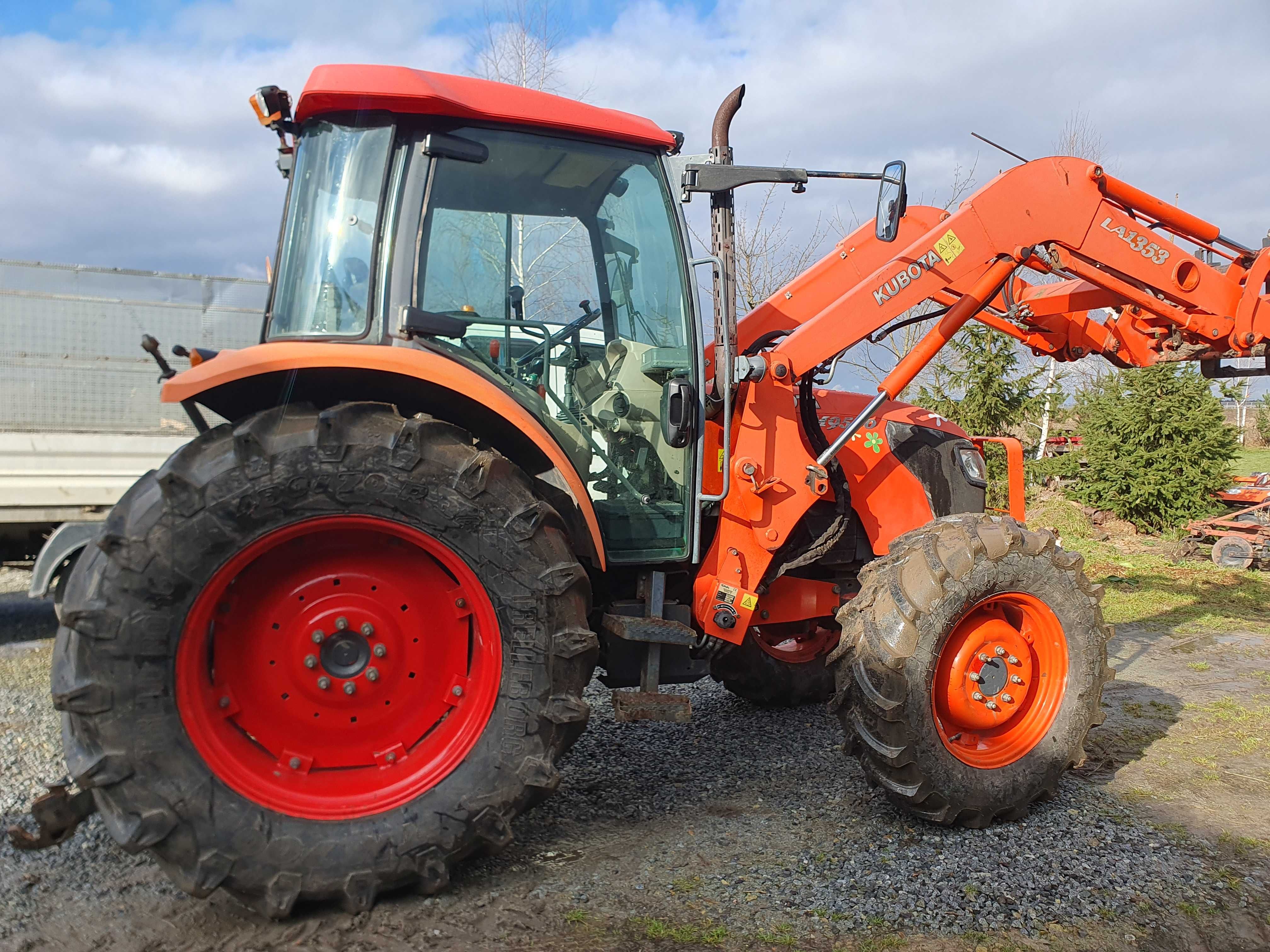 Ciągnik Kubota M9540