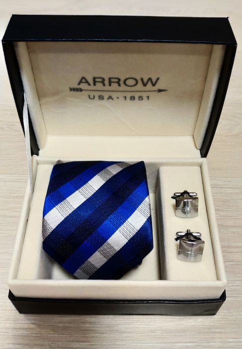 Продам Подарочный набор галстук и запонки