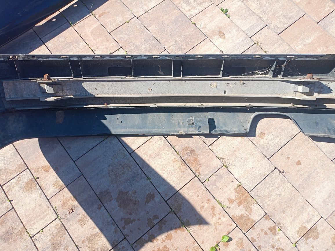 Zderzak audi A8 D2 tył lz5l