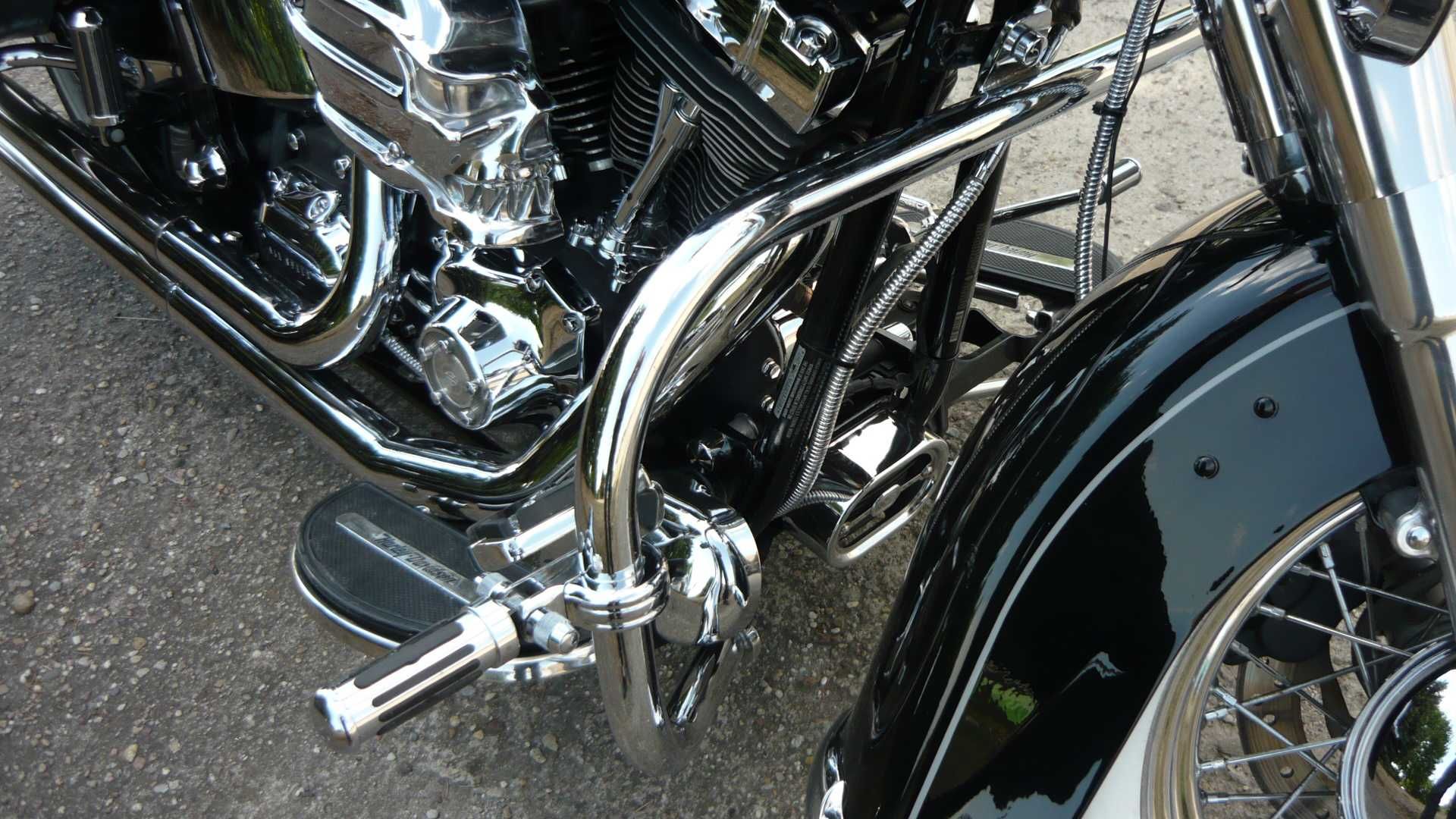 Harley heritage softail