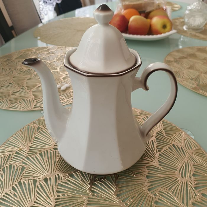 Porcelanowy Dzbanek z Bawarii