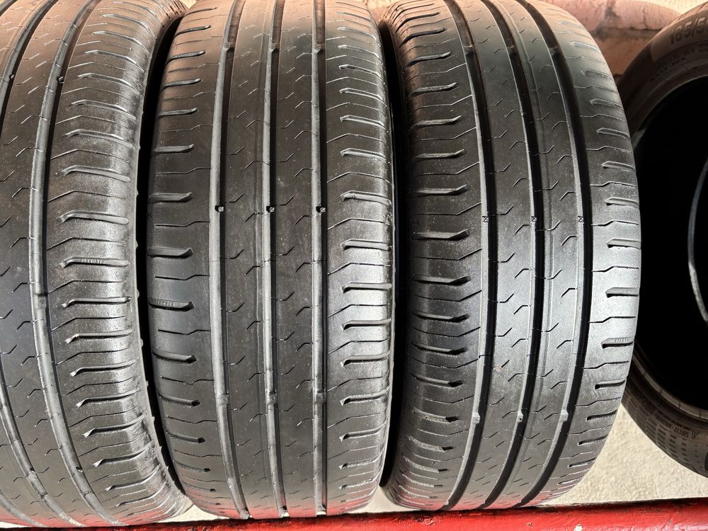 Комплект літніх шин 185/55R15 Continental