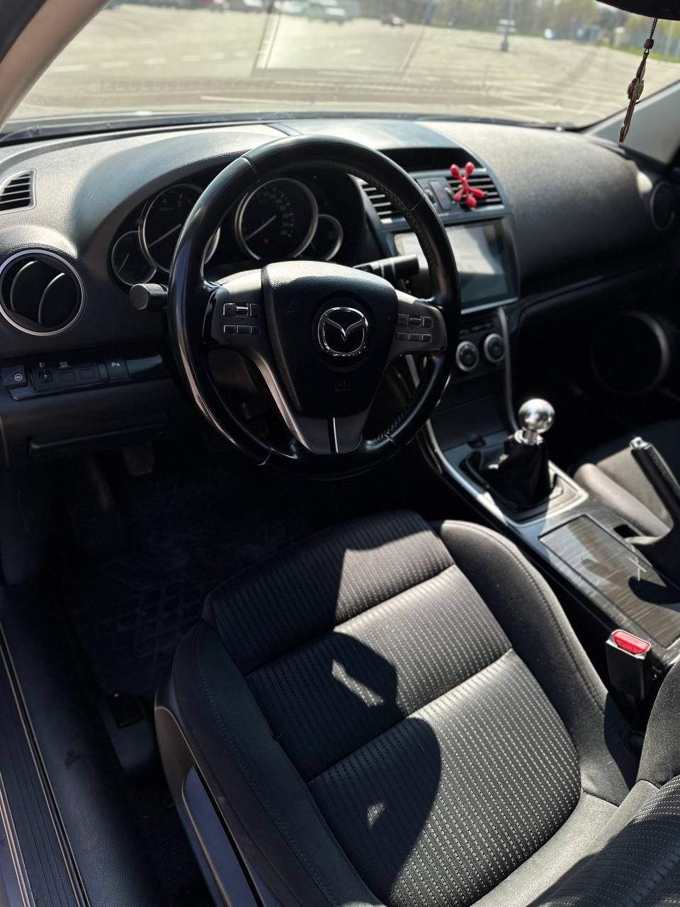 Продам Mazda 6 2.0