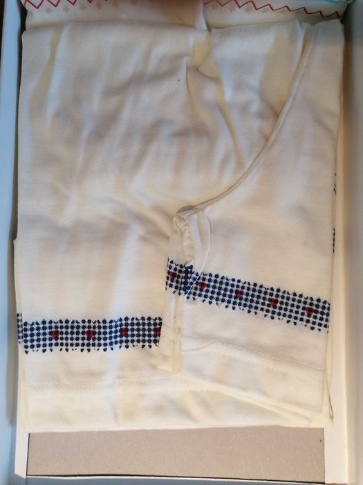 Pijama de Criança Tamanho: 14 anos