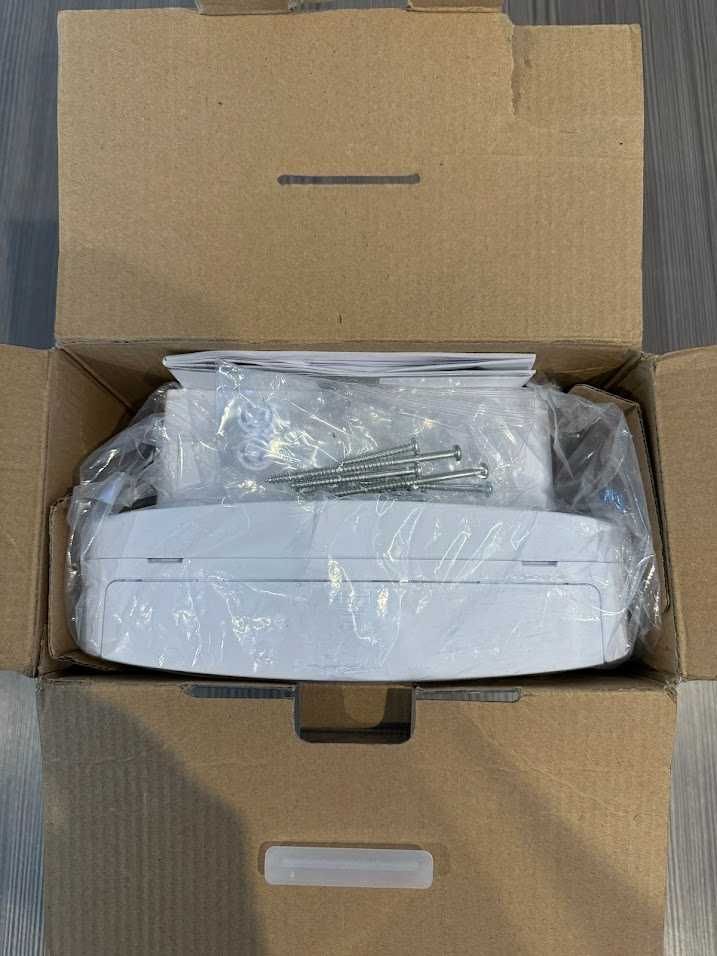 Drzwiczki wahadłowe dla kota z mikro chipem SureFlap SUR001