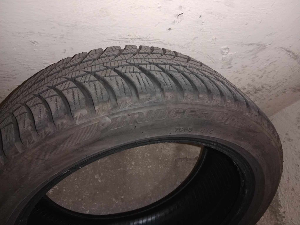 Bridgestone Blizzak LM001 225/45 R17