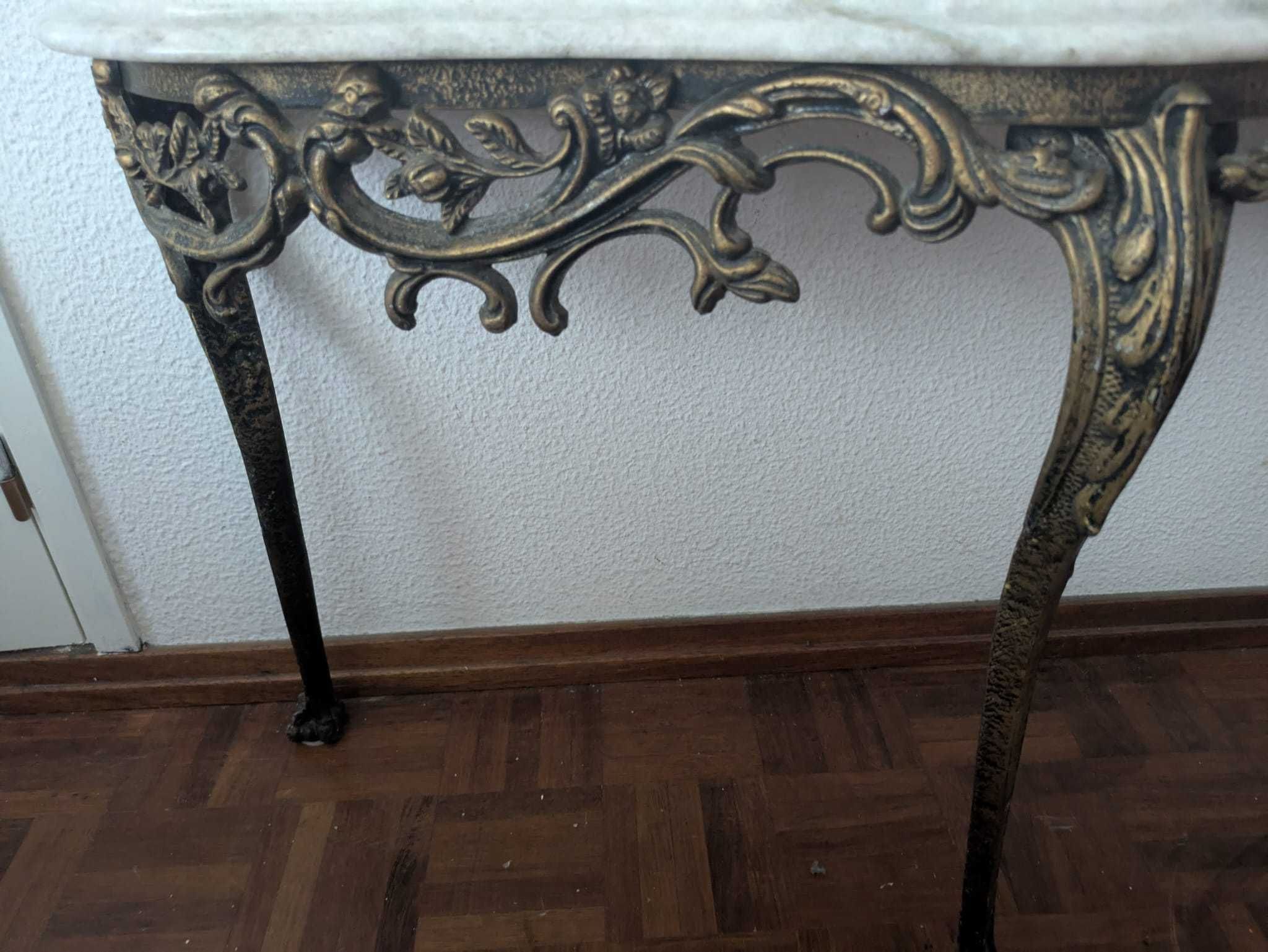 Conjunto de credência e espelho
