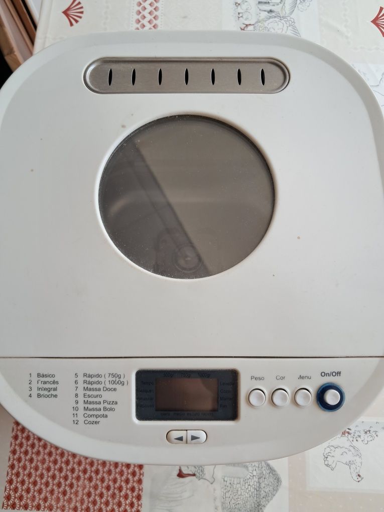 Máquina de fazer pão Flama
