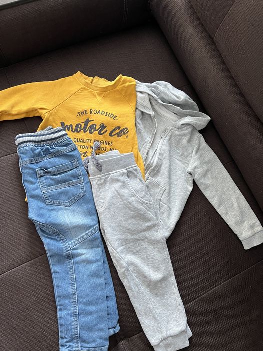 Пакет фірмових речей