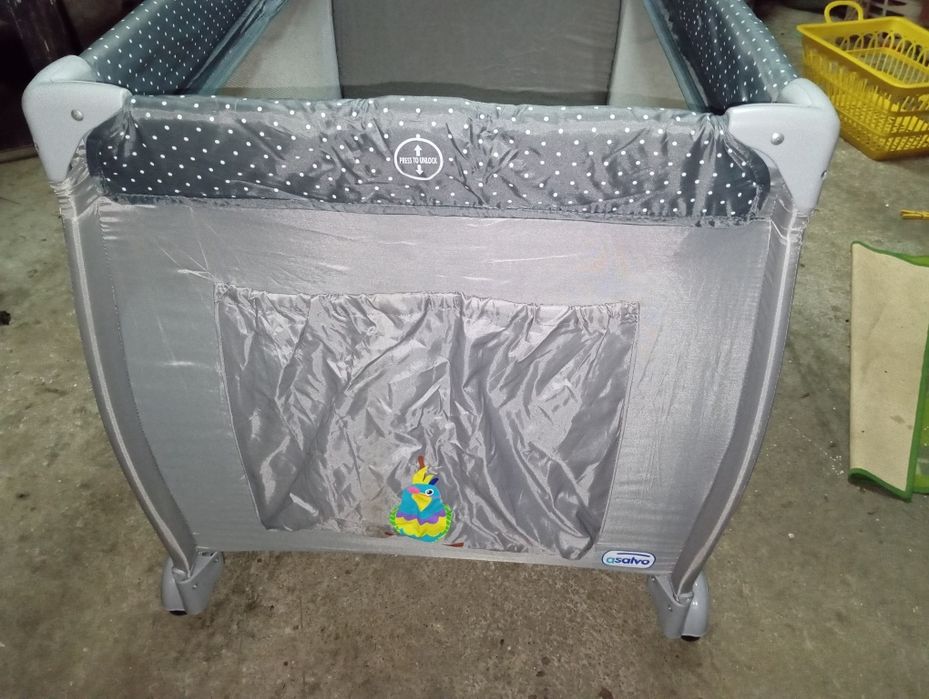 Parque infantil novo