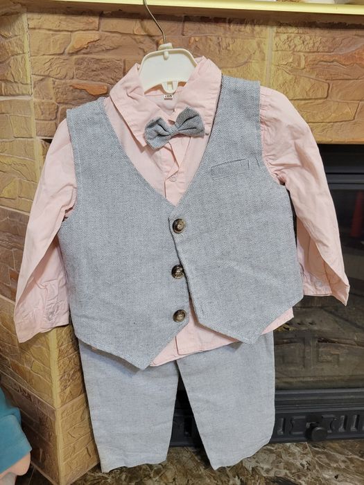 Дитячий костюм розмір 98