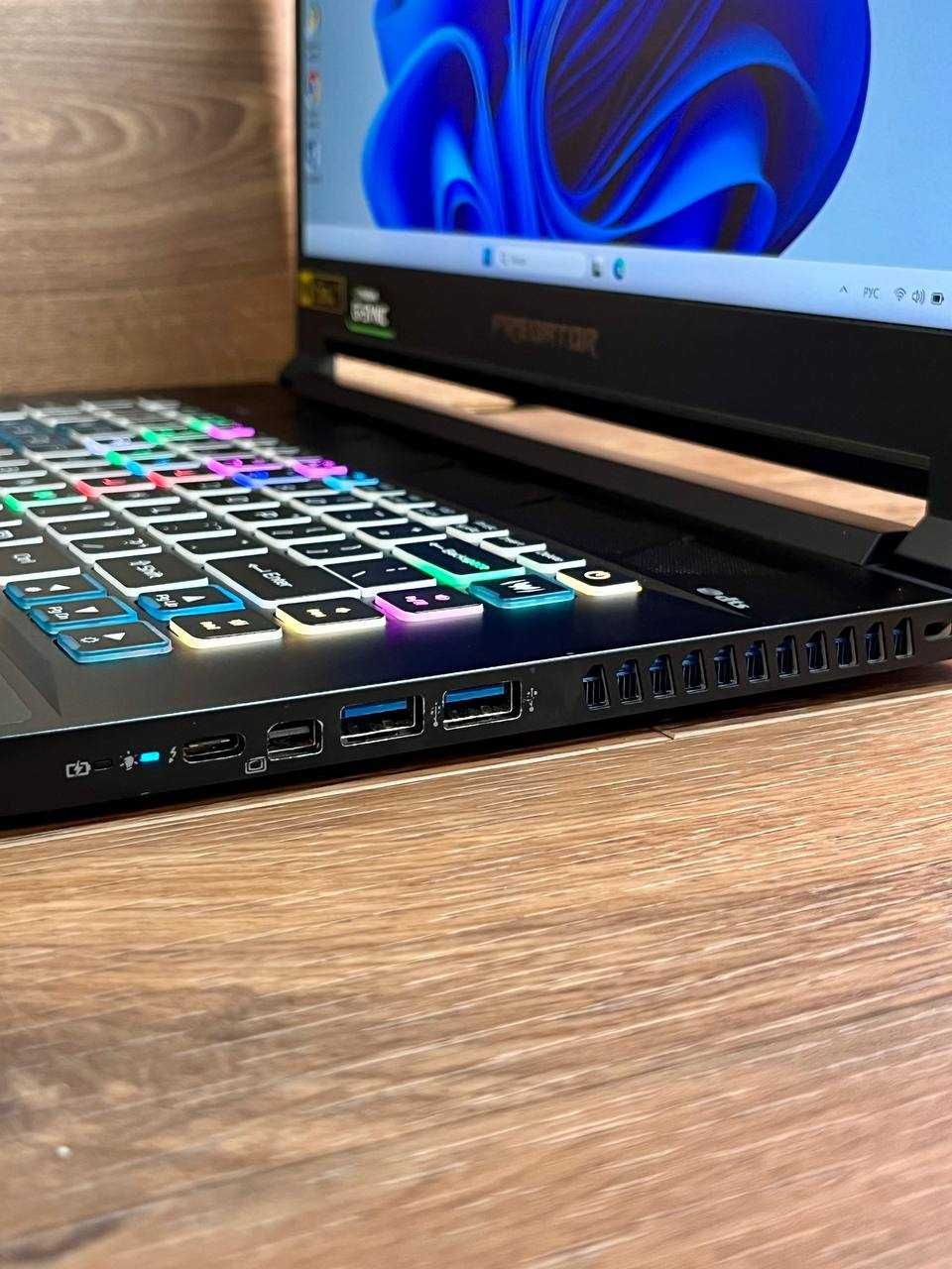 Acer Predator Triton500\RTX 2080(8Gb\i7-10750H\DDR4-32Gb\SSD-1Tb\300Hz