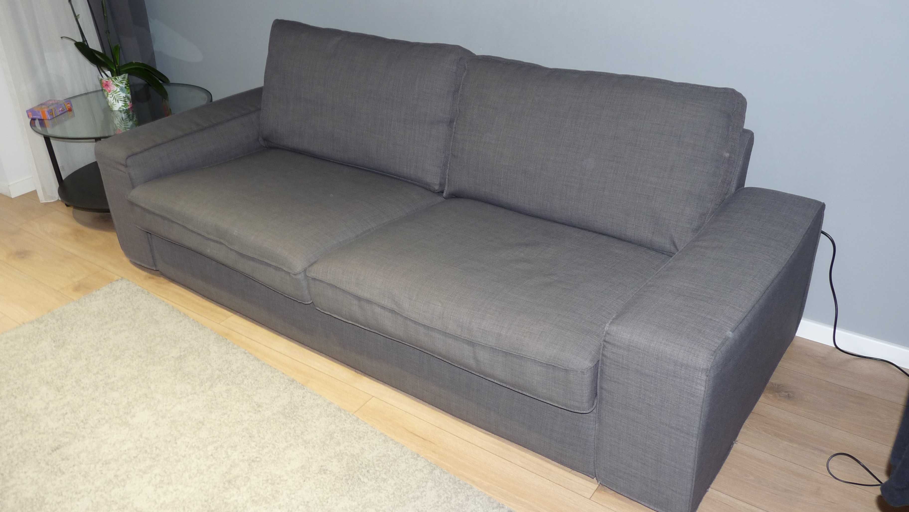 Szara sofa 3 osobowa Ikea Kivik