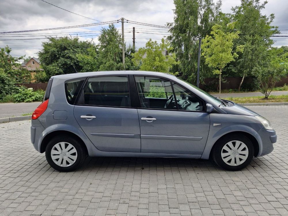 Renault Scenic 2007р 1.6 бензин