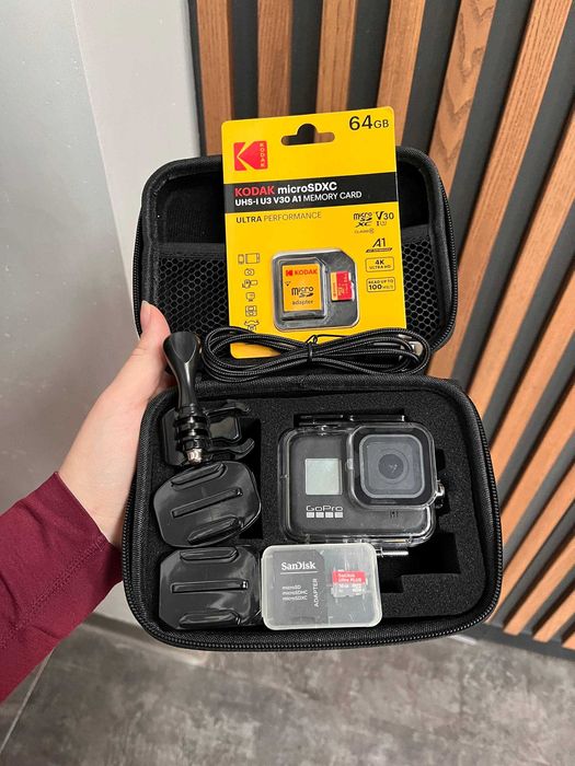 GoPro Hero 8 + аквабокс + карта пам'яті