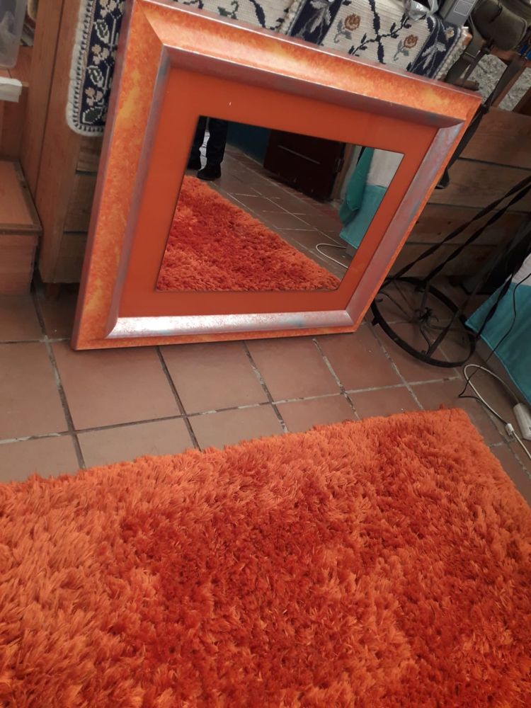Conjunto de espelho e tapete