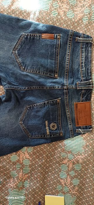 Мужские джинсы с небольшими нюансами