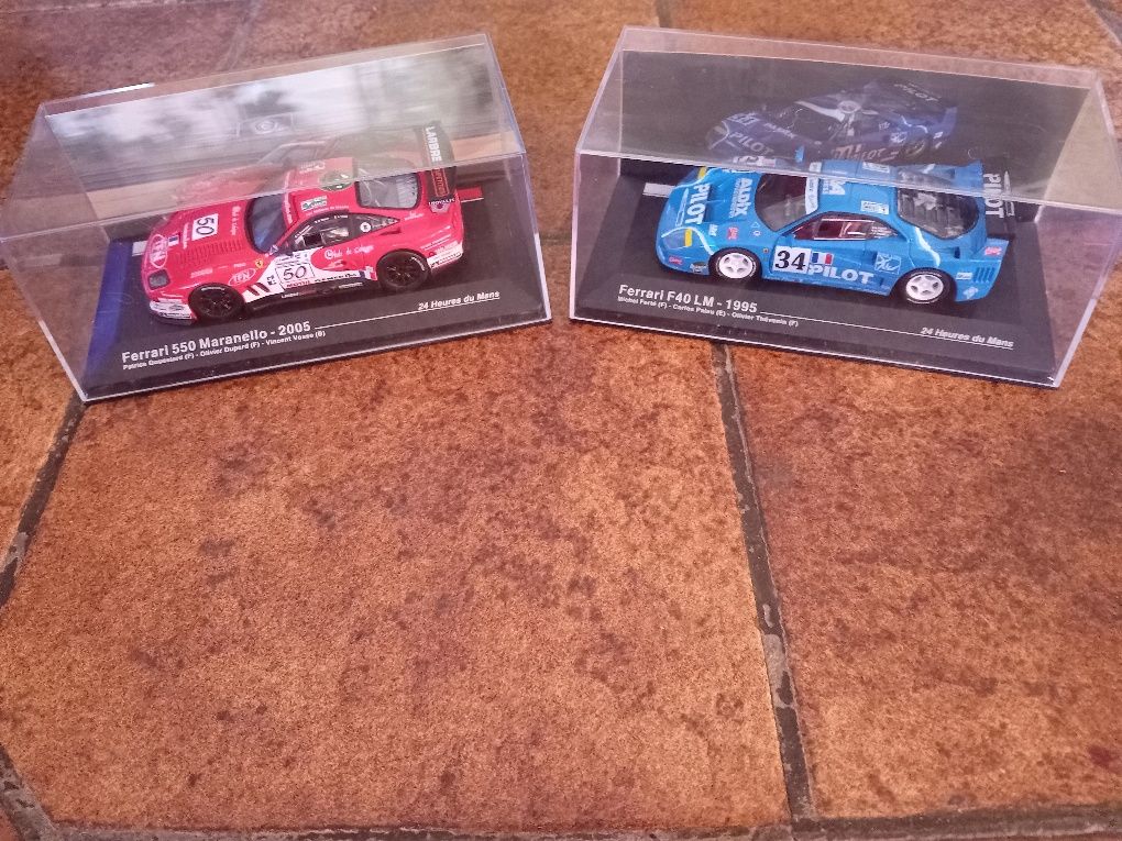 Miniatura Carro Ferrari F40 LM + Ferrari 550 Maranello