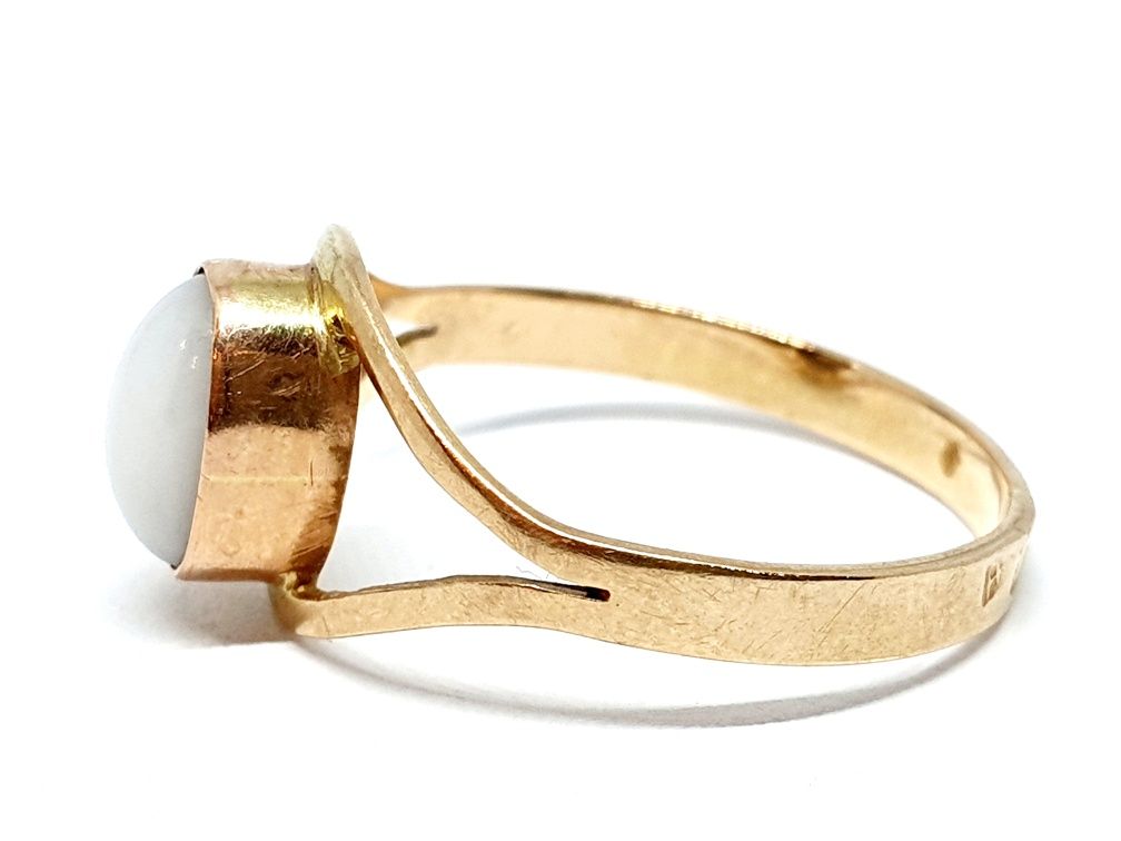 Złoty pierścionek Imago Artis