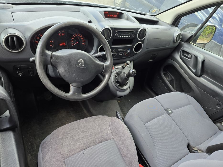 Peugeot Partner. Taki jak Berlingo. Zarejestrowany.