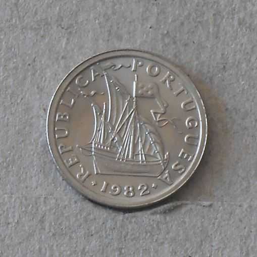 Portugal 2,5 escudos 1982 - olx X10872