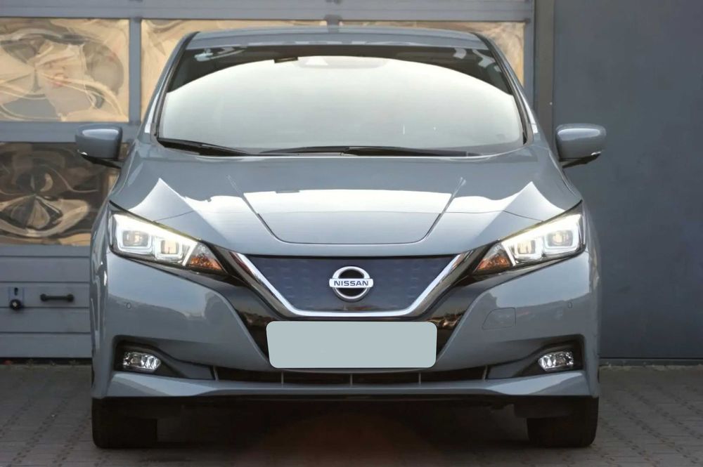 Nissan Leaf      2021