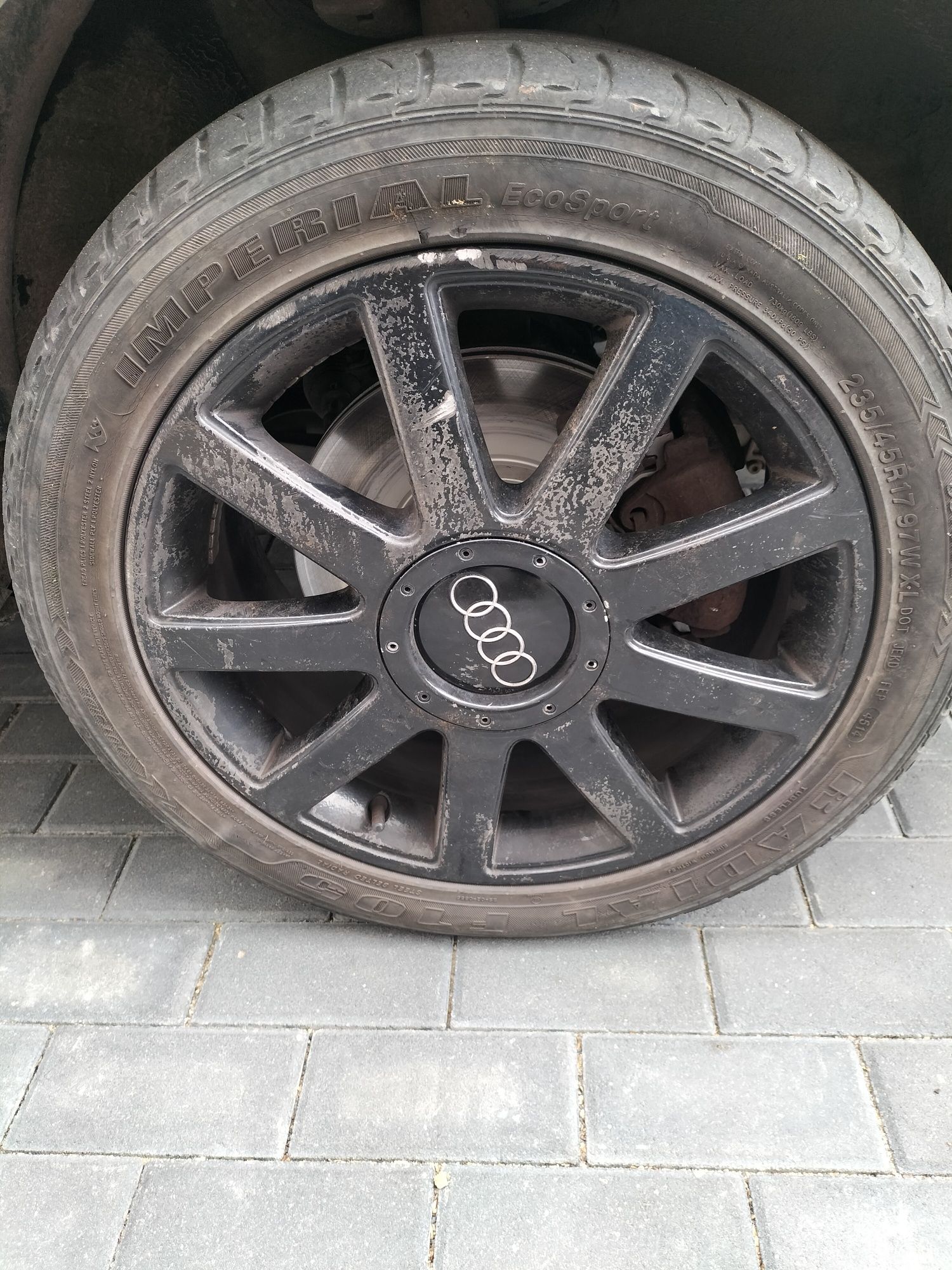 Felgi z oponami r 17