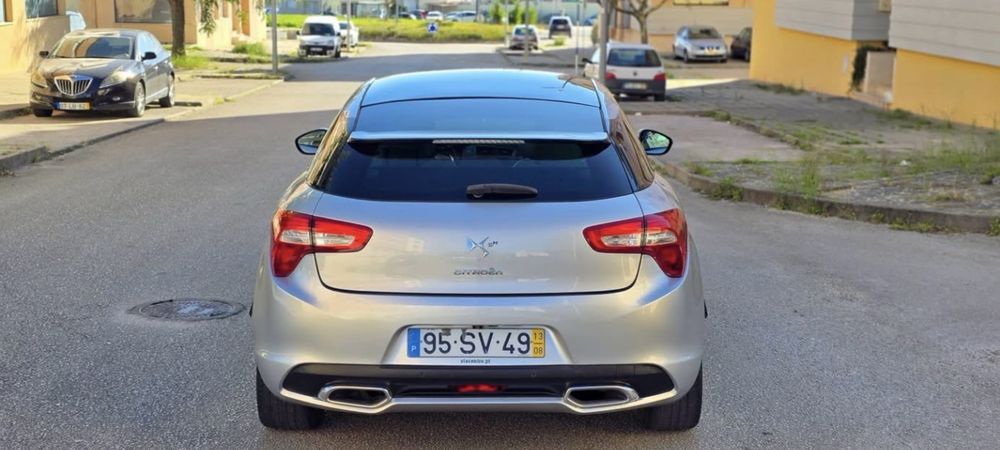 Ds5 hybrido negociavel (tambem posso trocar por mota)