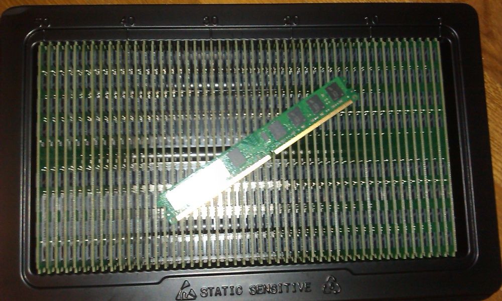 НОВАЯ ОЗУ оперативная память Transcend DDR2 2Gb PC2-5300 667MHz Intel