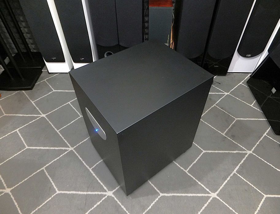 Duży i mocny subwoofer aktywny TEUFEL S 5000 SW / 30cm / 250W / THX