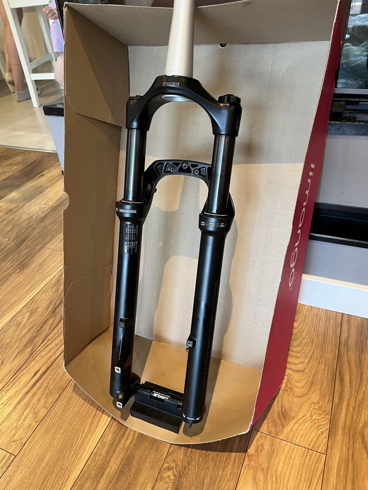 Amortyzator RockShox Judy Silver TK 29 SoloAir tapered boost  100 mm