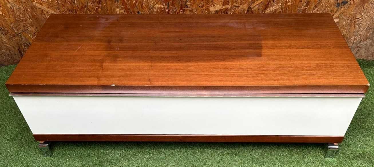 Movel de tv com gavetão seguda mão