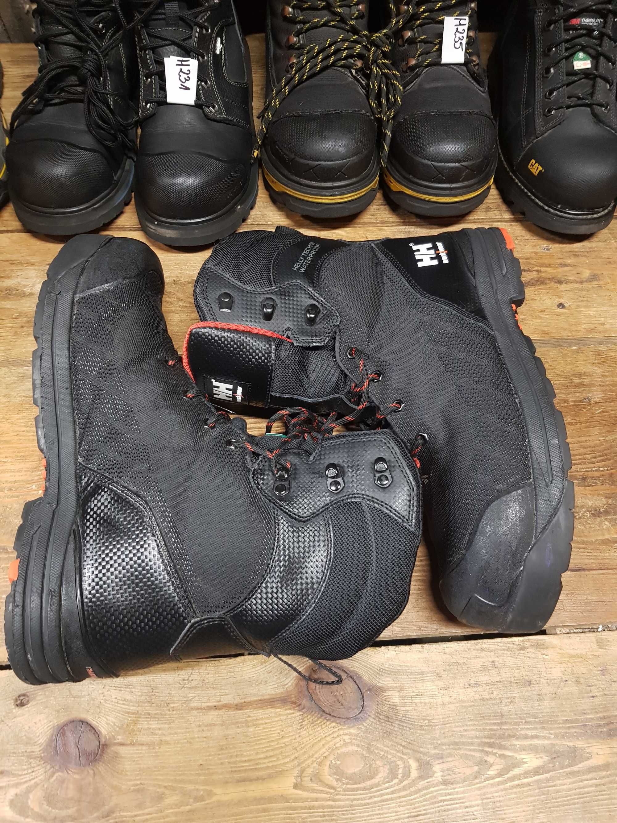 Buty robocze HELLY HANSEN rozm 46 wkł 31 cm S3