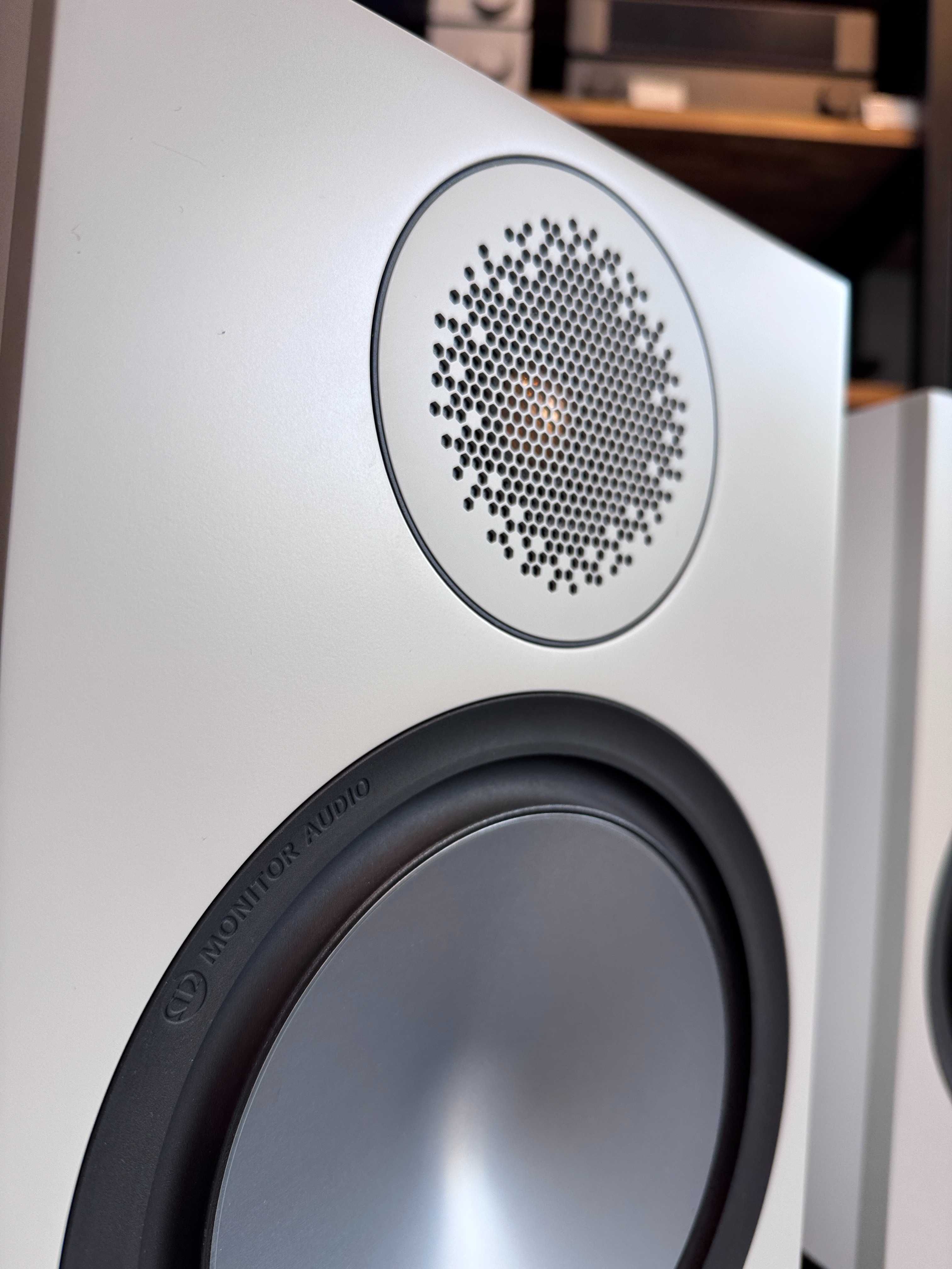 Monitor Audio Bronze 100 Białe Kolumny podstawkowe OUTLET SKLEP
