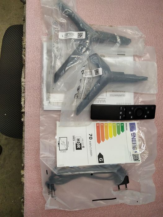 Продам телевізор SAMSUNG UE43AU 7172 SMART Wl -Fl 2024 рік гарантія