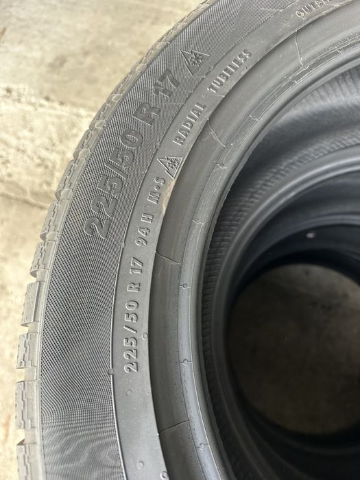 225/50/17 Continental Contin Winter Contact TS830P