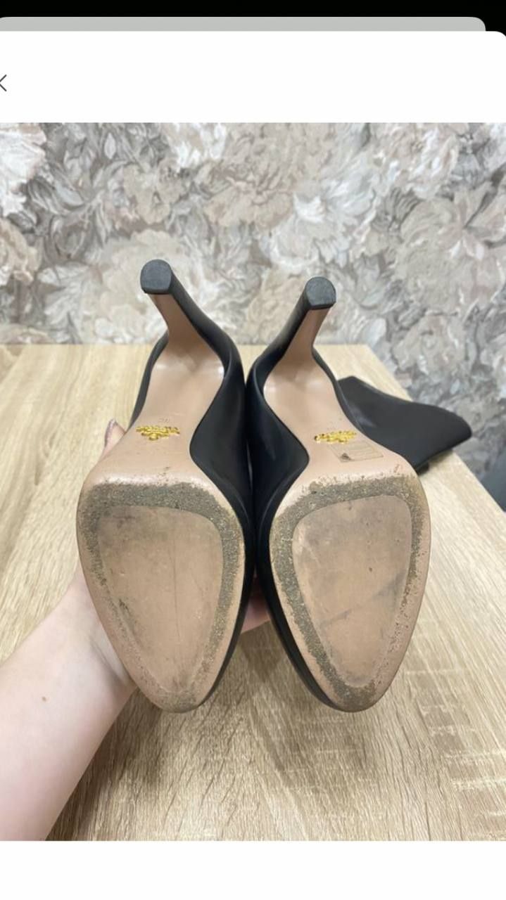 Prada оригінал Італія чоботи  ботфорди сапожки.