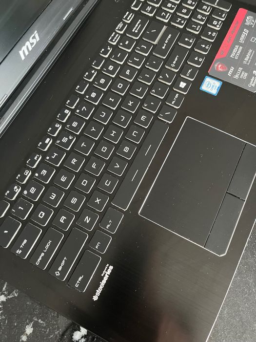Laptop MSI GE62 Apache i7-6700HQ/8GB/256+1000 GTX960M FHD