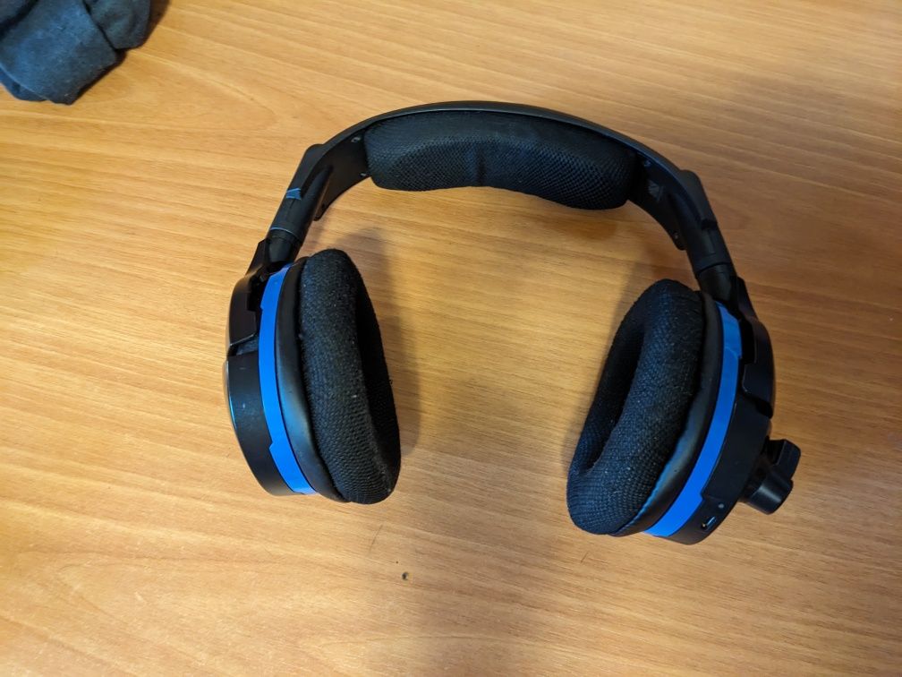 Продам наушники Turtle beach stealth 600