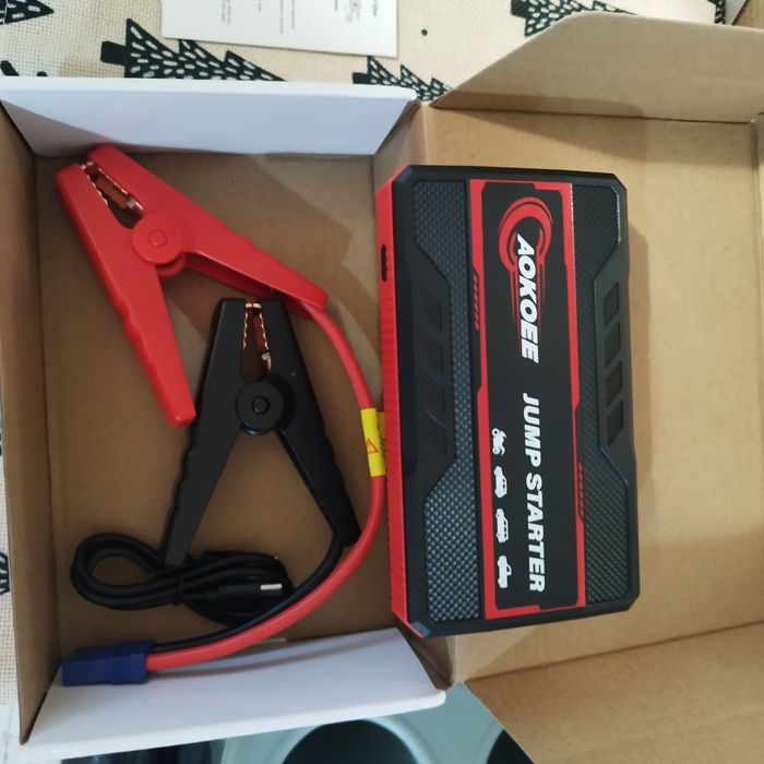 Jump Starter – awaryjny rozruch samochodu + powerbank 12V / USB 5V 2