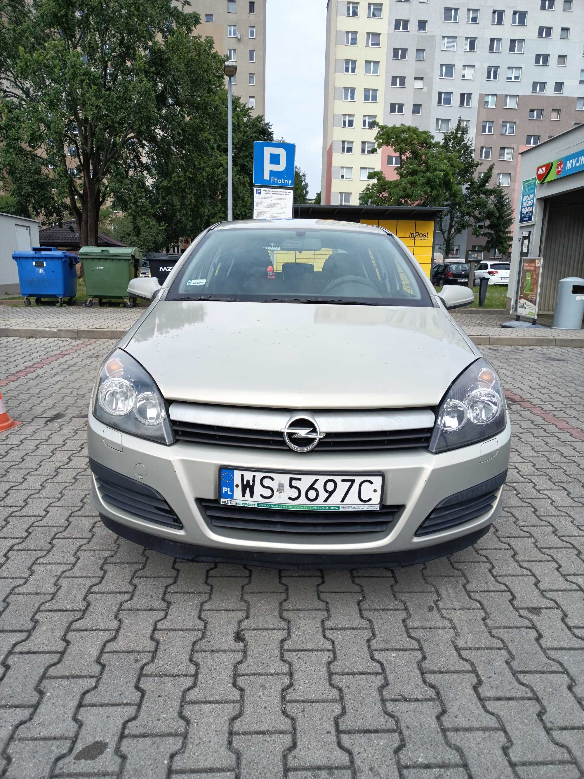 Opel Astra H 1.6 Benzyna