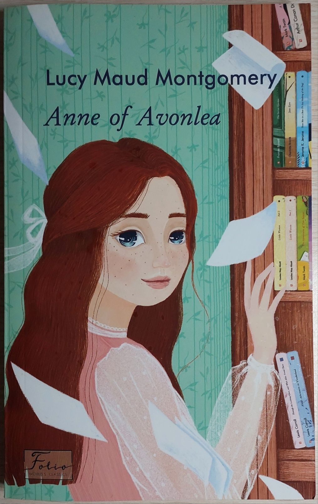 Книга "Ann of Avonlea"