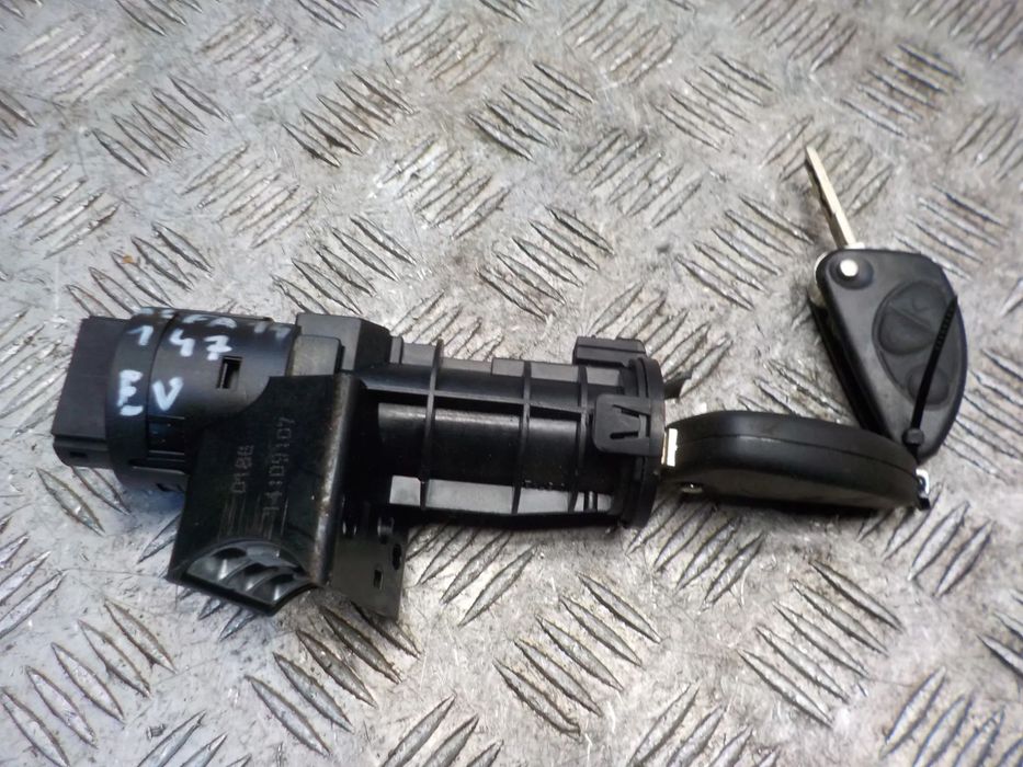 ALFA ROMEO 147 STACYJKA KLUCZYK