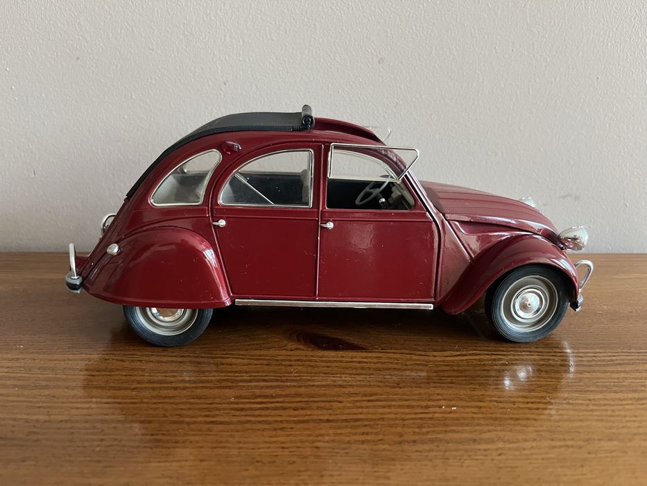 Sprzedam autko Citroëna 2CV 1:17 Solido