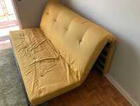 Sofá cama Futon com muito pouco uso!!!