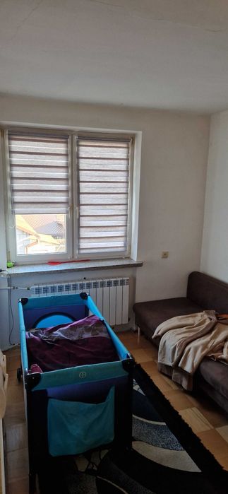 Do sprzedania dom połowa bliźniaka ok 110m   do remontu