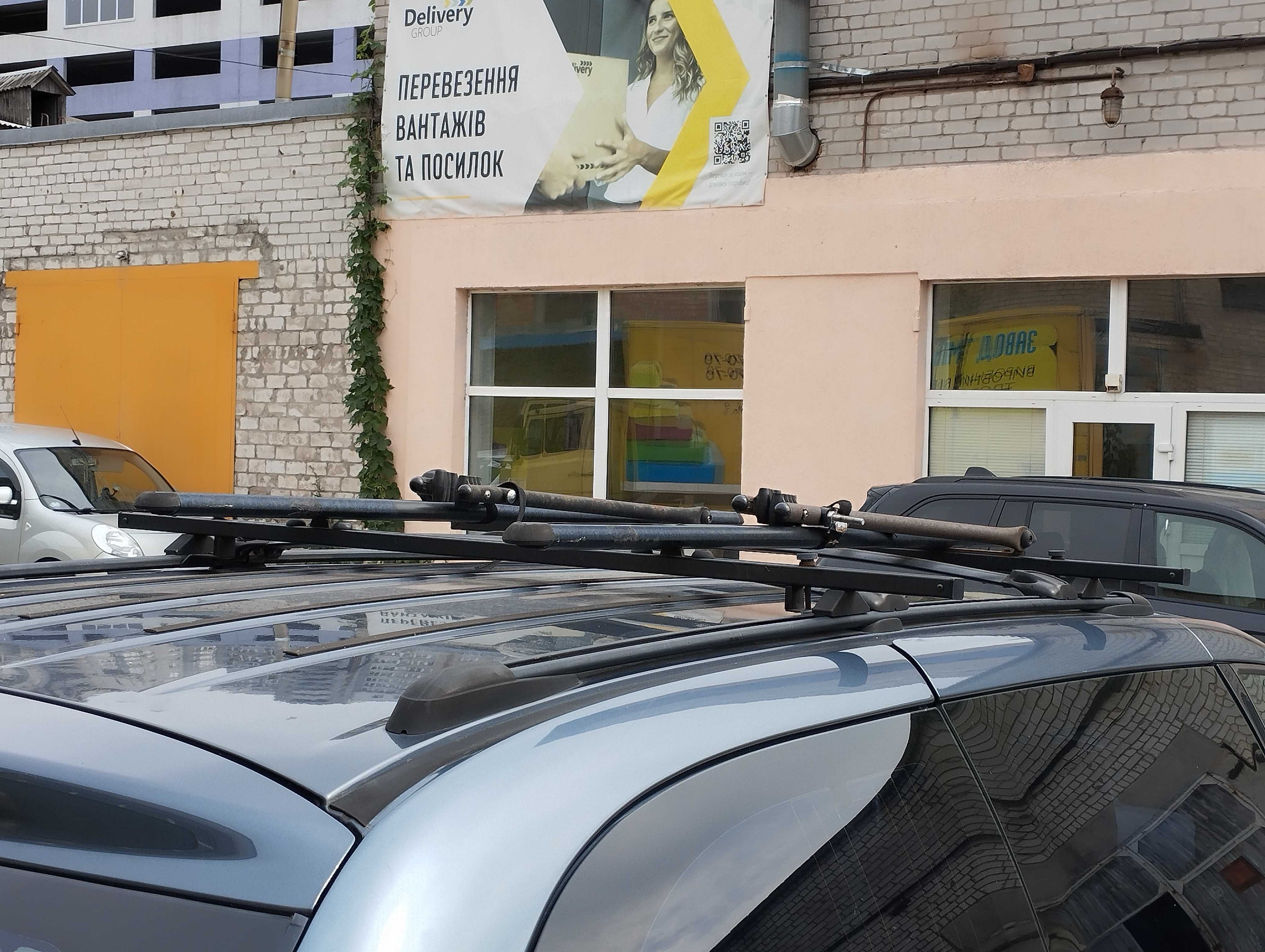 Chrysler Grand Voyager 3.3 v6 AT минивен на автомате газ бензин