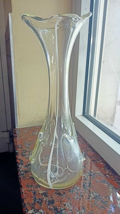 Duży wazon sękacz szkło artystyczne białe paski zadziory Krosno l.70